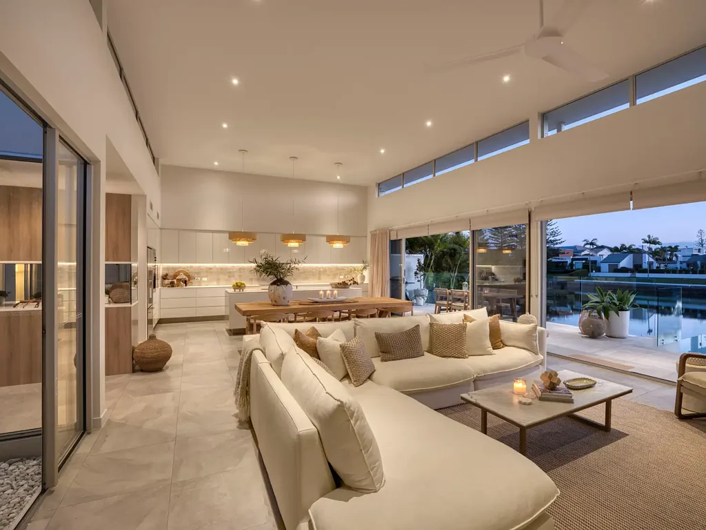 Broadbeach Waters 4ਬੈੱਡਰੂਮ Florida Gardens Waterfront Elegance
