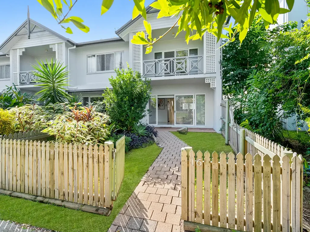 16/38-48 Patience Street, Manoora, QLD 4870