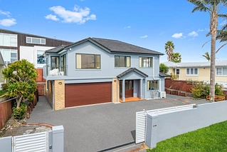 2B Spencer Road, Pinehill, North Shore City