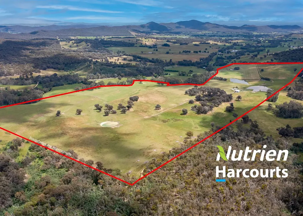 Carboor Majestical Waters Lane Valley - Water and Production