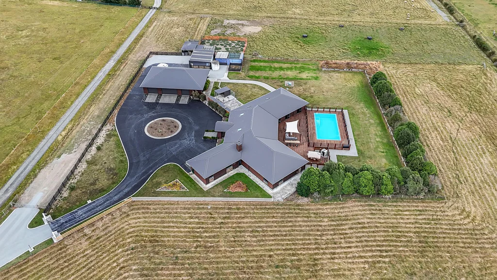 Swannanoa 6房  Statement Living