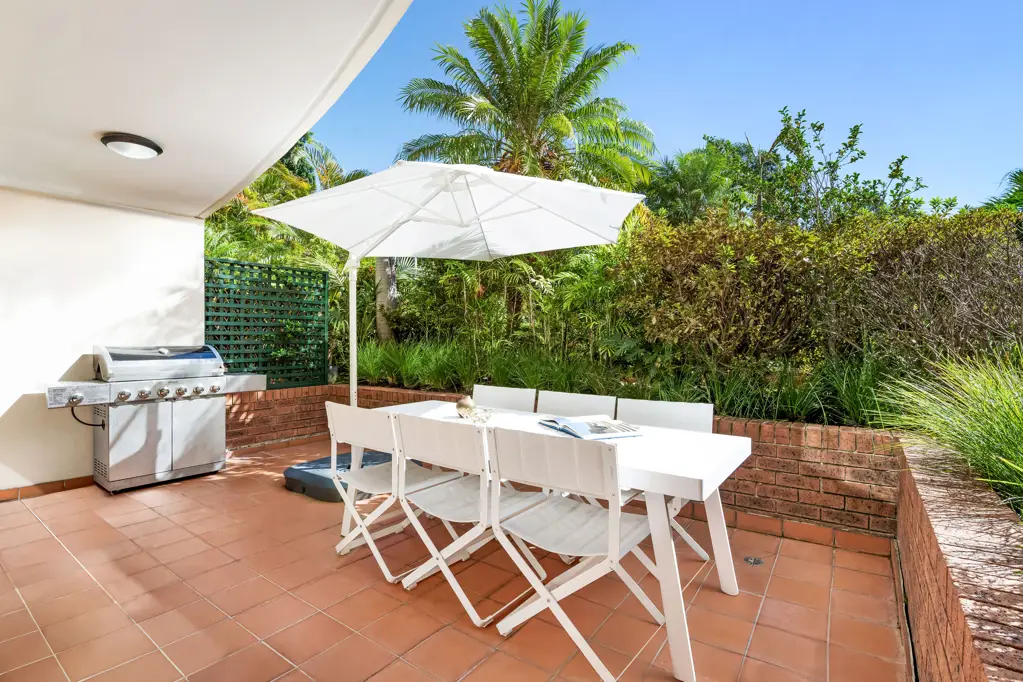 Randwick 2Moenga North Facing Courtyard Apartment With Exceptional Indoor / Outdoor Flow