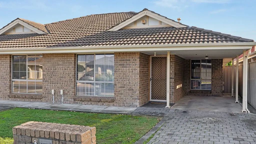 Stylish 2-Bedroom Home in a Prime, Connected Location