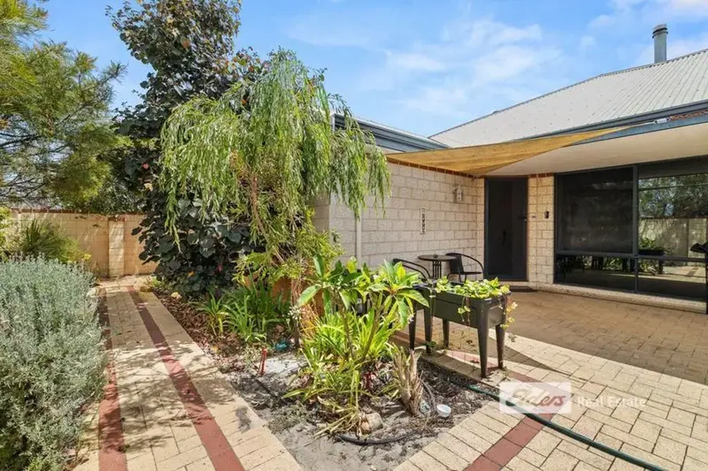 26 The Boulevard, Australind, WA 6233