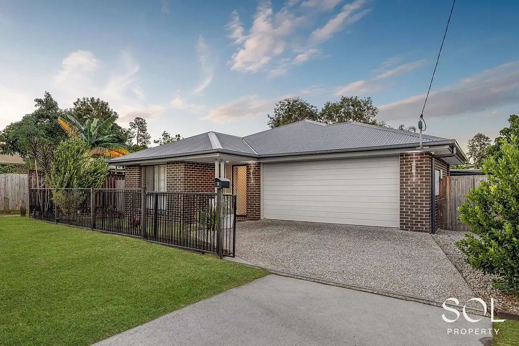 Lawnton 3Zimmer Modern, Low-Maintenance Living In The Heart Of Lawnton!