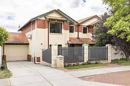 11 Carrington Street, Mount Lawley