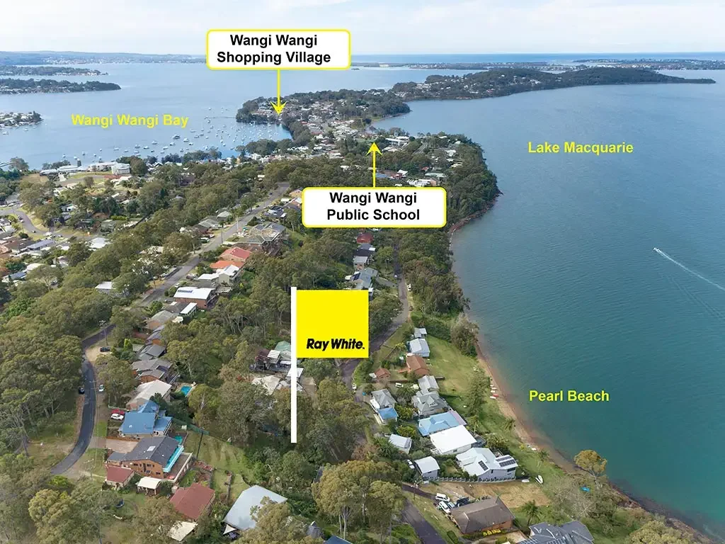 Wangi Wangi BLOCK WITH A POTENTIAL WATERVIEW