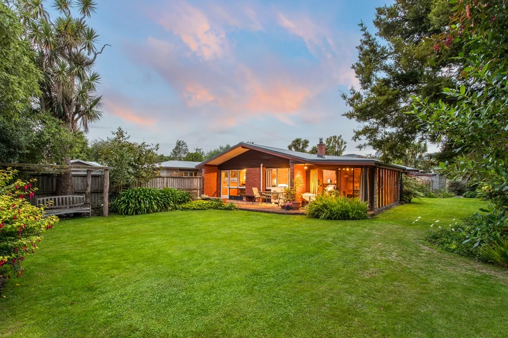90 Fisher Avenue, Beckenham, Christchurch, Canterbury