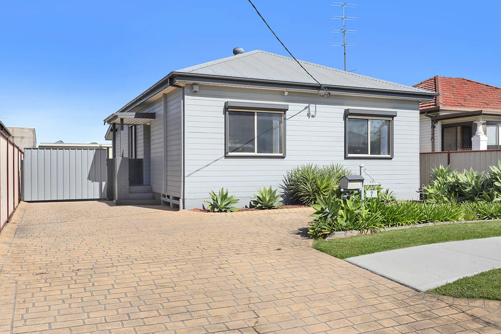 7 Finlayson Street, Wollongong, NSW 2500