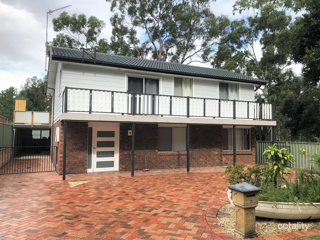 5 Bed Home - TANILBA BAY