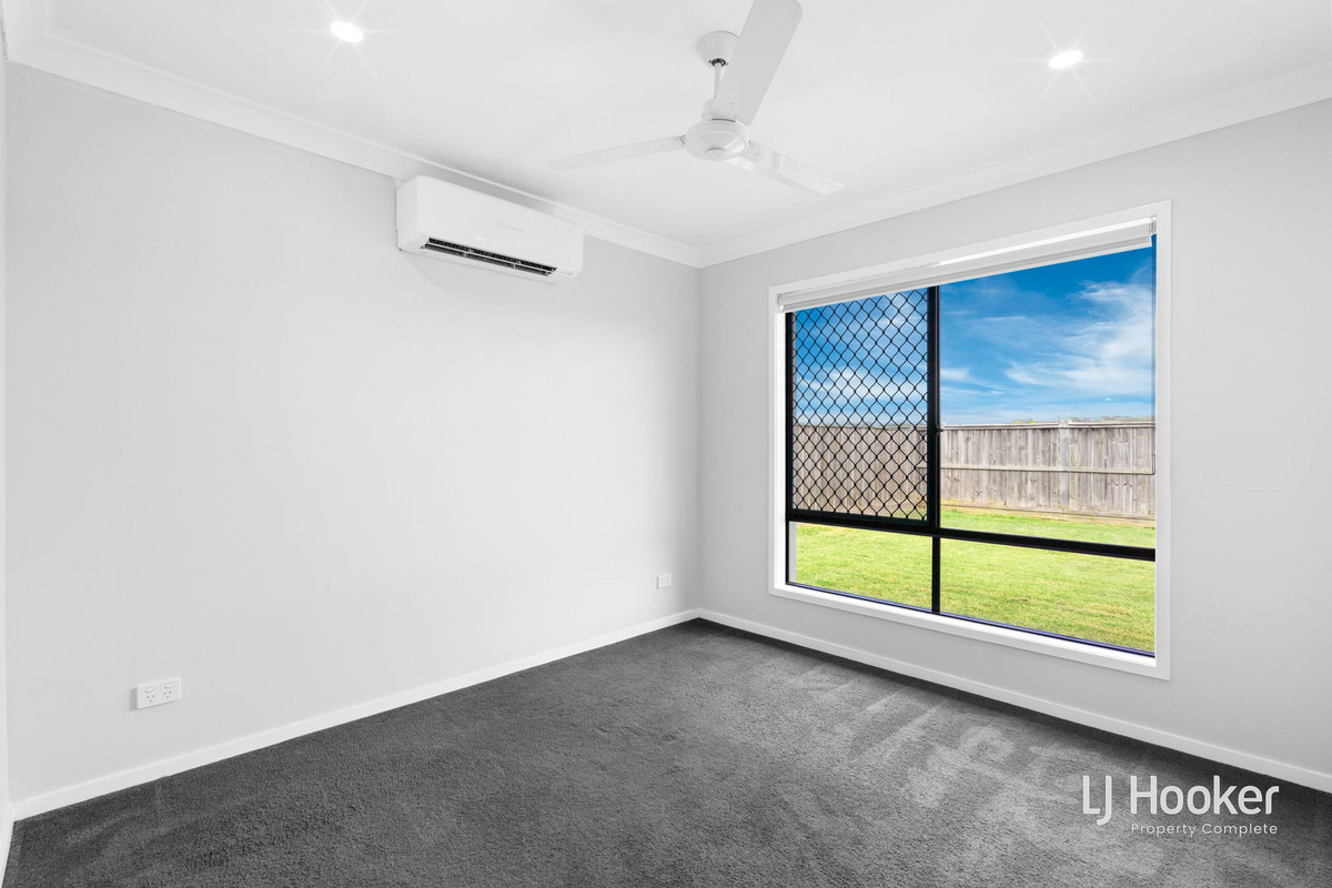 12 WICKER RD, PARK RIDGE QLD 4125, 0 habitaciones, 0 baños, House