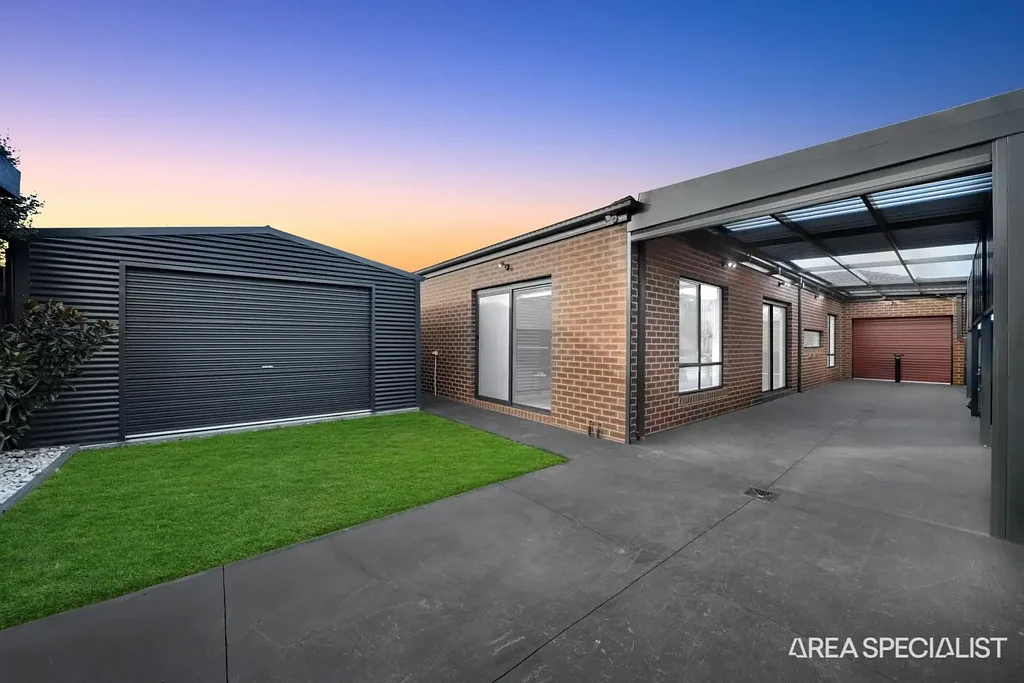 Kurunjang 4Kwarto THE BRIEF: The Complete Family Package with Drive-Through Access and Shed!