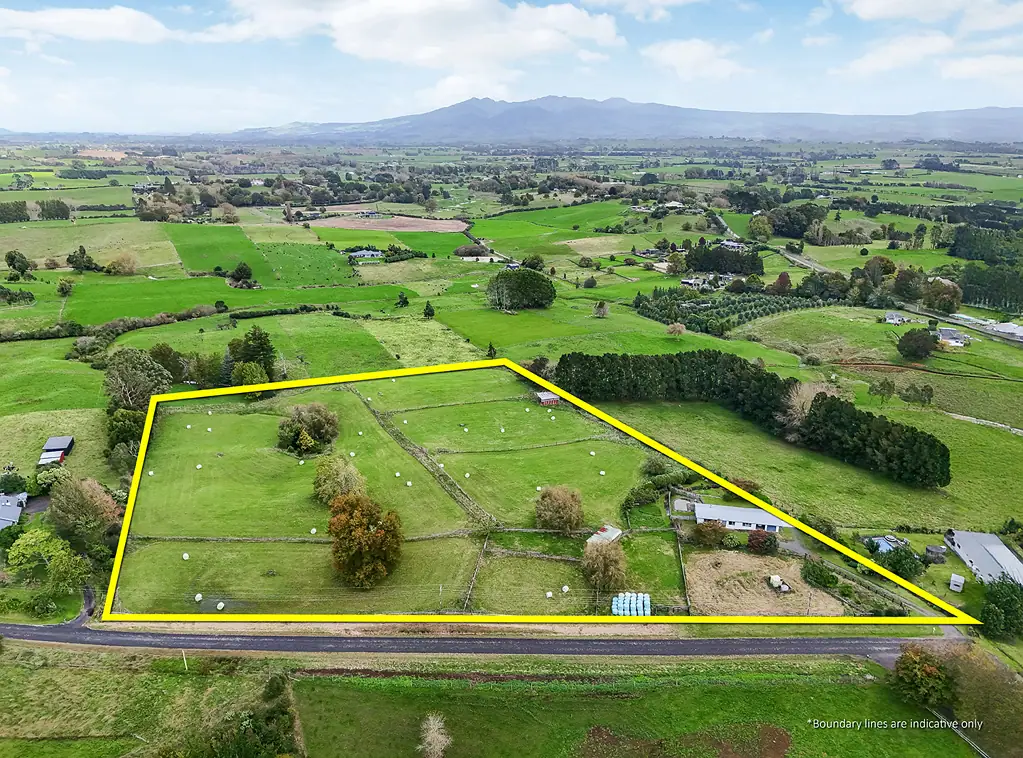 Ngahinapouri Brick home on 4 hectares in a great location.