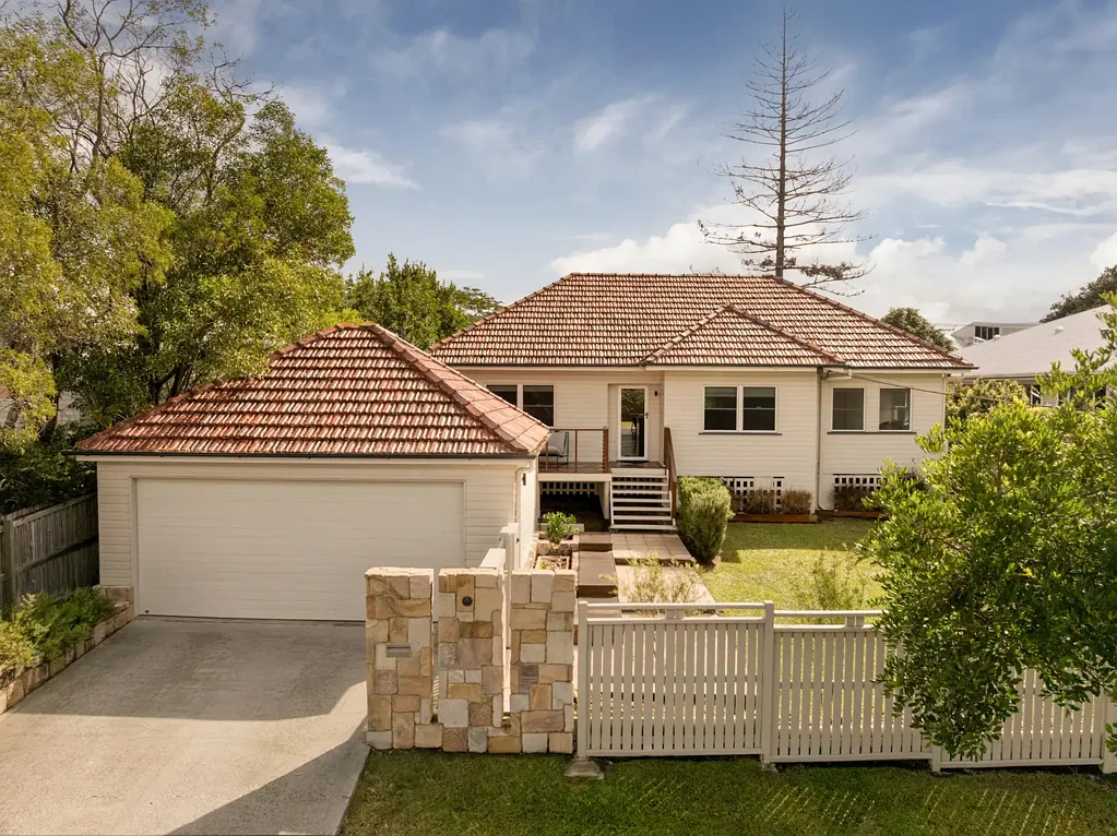 40 Canberra Drive, Ashgrove, QLD 4060