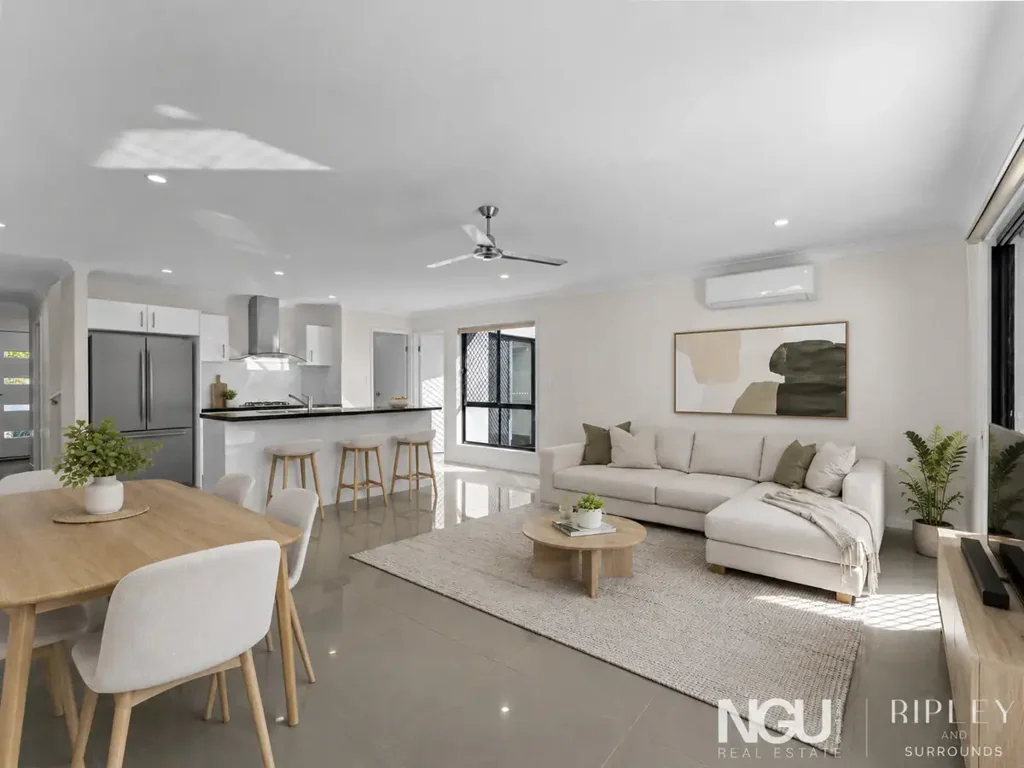 South Ripley 4બેડરૂમ Four Bedrooms, Multiple Living Areas, One Standout Home