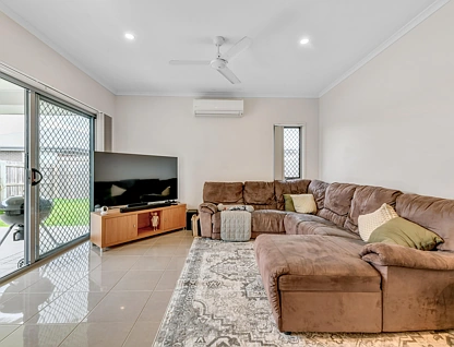 2/15 Casey Street, Caboolture South, Moreton Bay Region, 3 Bedrooms, 2 Bathrooms, Apartment