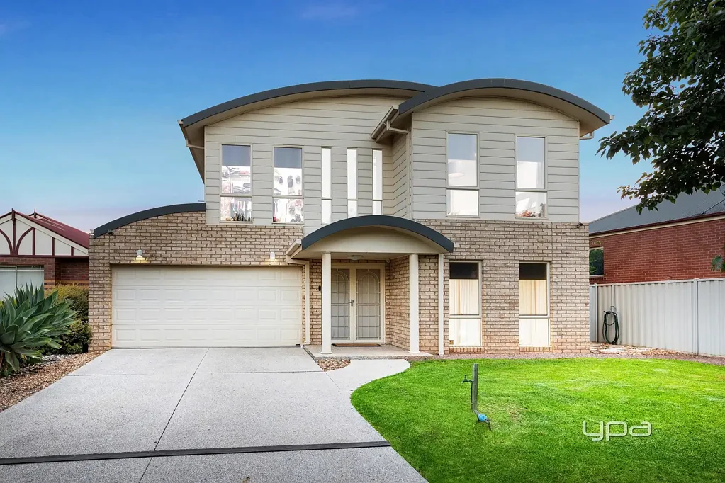 15 Cotteridge Place, Caroline Springs, VIC 3023
