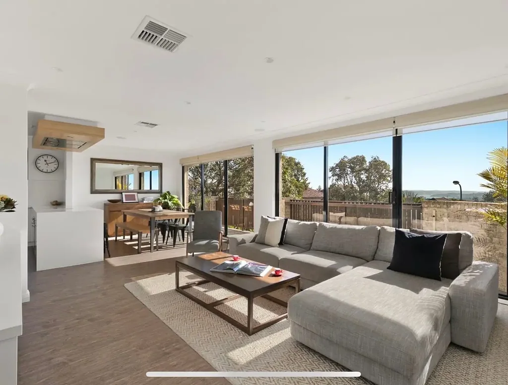 Bondi 3Zimmer Stylish Coastal Sanctuary with Sweeping Harbour, Ocean & District Views