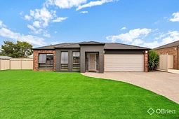 3 Shearwater Way, Harkness