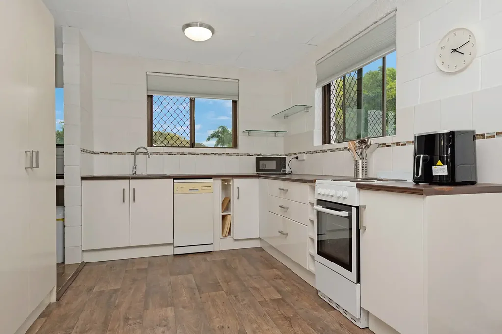 Fully Furnished North Ward Apartment with Wrap Around Balcony| $650PW