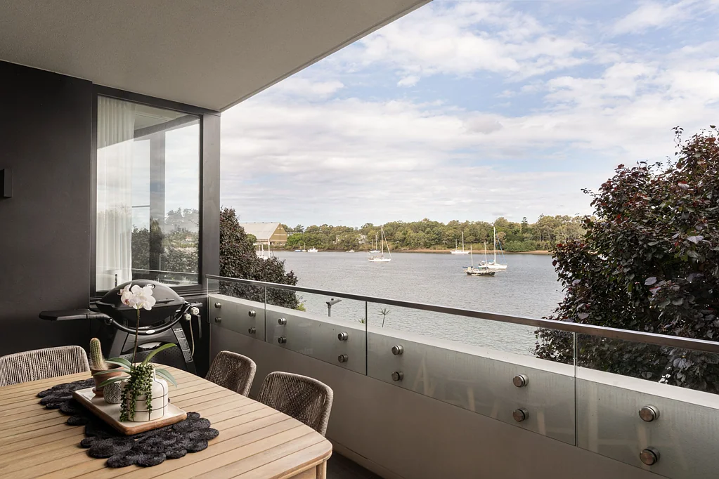 9205/50 Parkside Circuit, Hamilton, QLD 4007