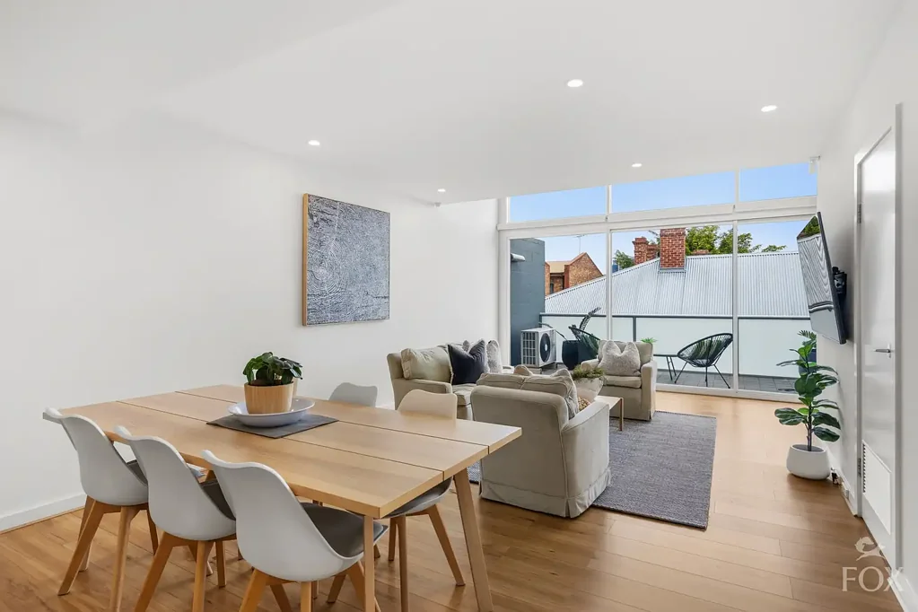 Adelaide 2Kwarto Stylish city living with hills views & Hutt Street at your door