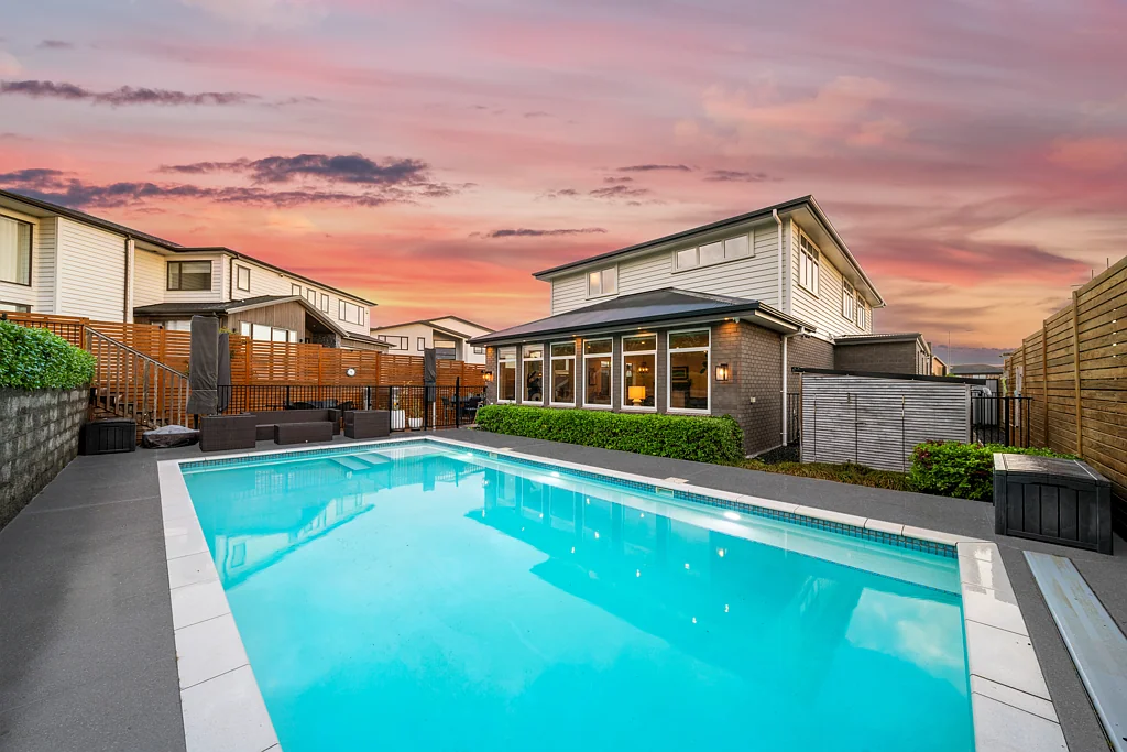 39 Headsail Drive, Long Bay, North Shore City, Auckland