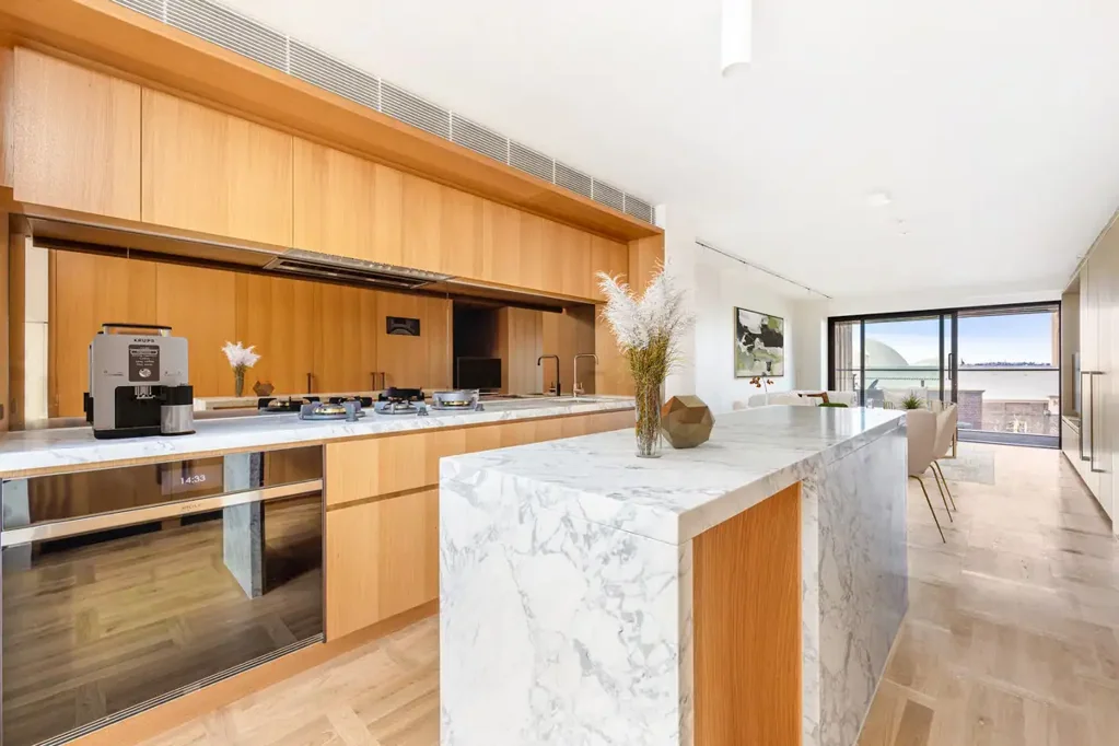 BRAND NEW TWO BEDROOM APARTMENT IN THE RENOWN SIRIUS DEVELOPMENT