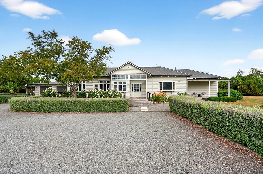 Upper Plain 5房  Grand Character Lifestyle with Income Options