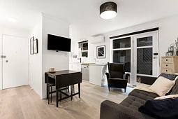 3/17 Adelphi Terrace, Glenelg North