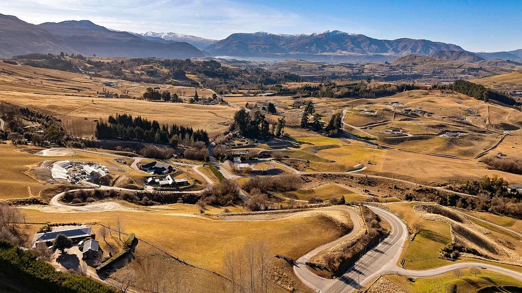 Dalefield/Wakatipu Basin Luxury living meets rural charm