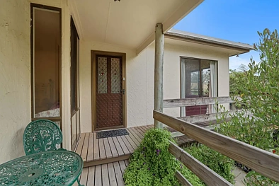 Buffalo 3 Bedroom Peaceful Lifestyle Retreat in Buffalo