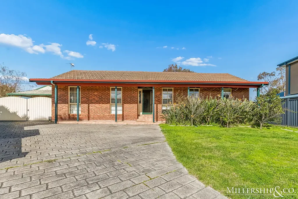 Mill Park 3Zimmer Outstanding Opportunity in a Convenient Mill Park Location