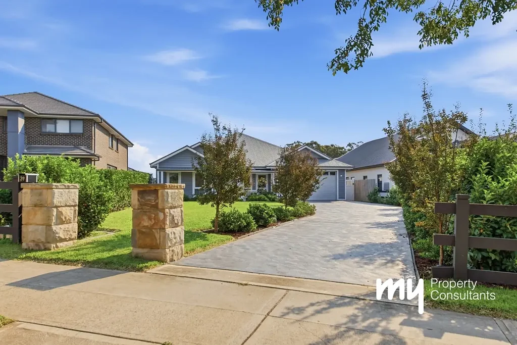 Wilton 4 Slaapkamer Custom Build...Golf Course Outlook...Expansive 1020m² Block
