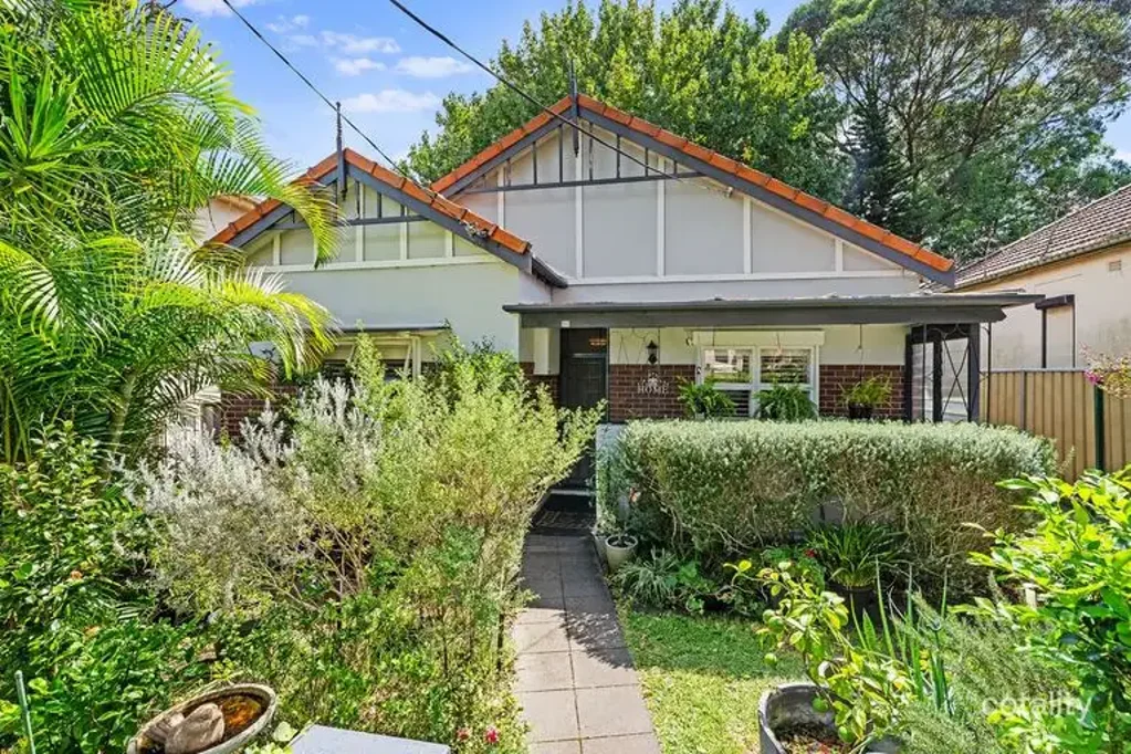 Four Bedroom House For rent at Croydon park
