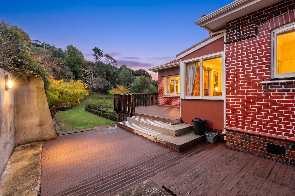 Corstorphine 4部屋 Exceptional Value, Motivated Sellers