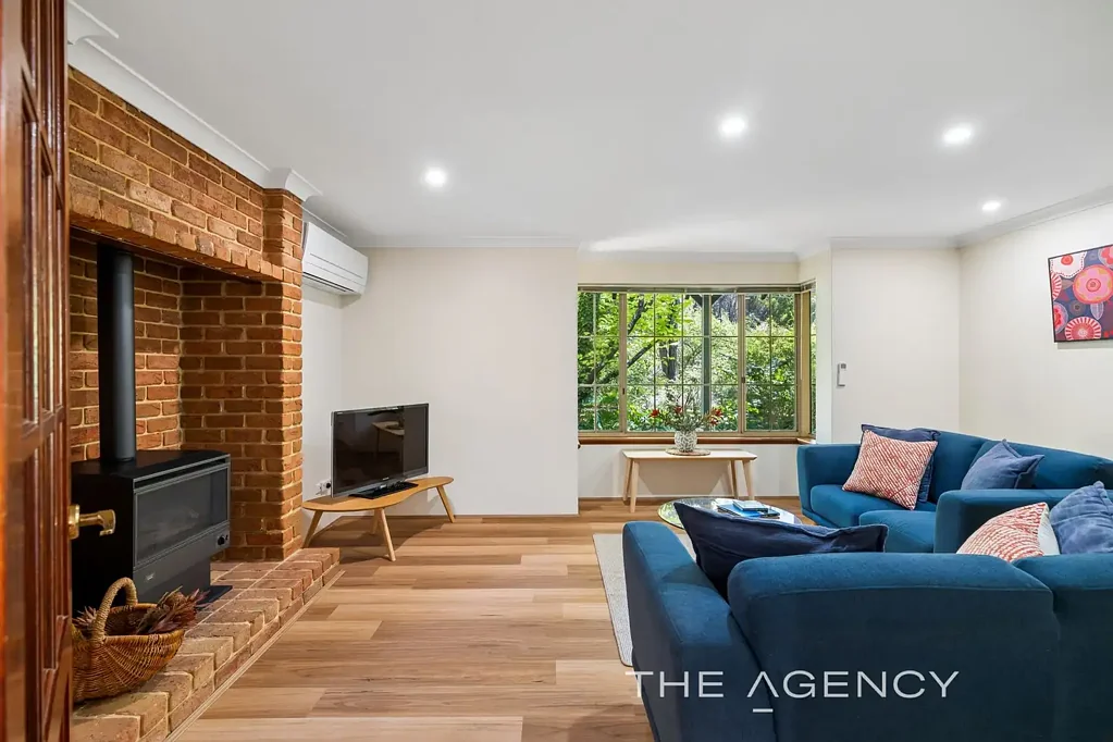 Mundaring 4房  Throw Away the Keys.. So much Versatility.. Beautiful