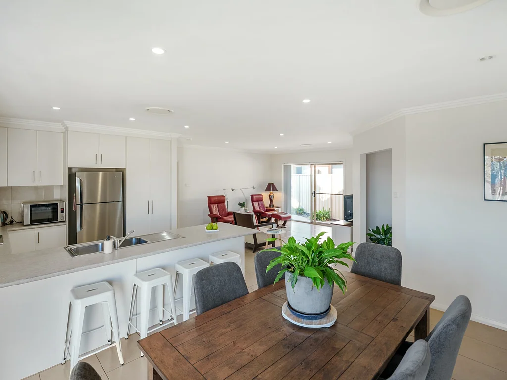 5C Simona Close, Griffith, NSW 2680