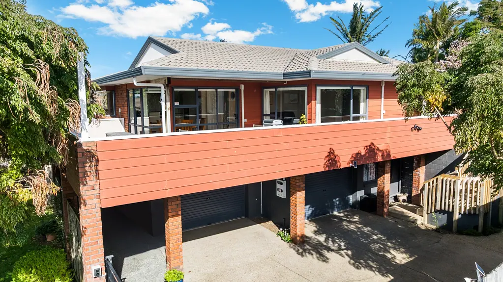 6 Gleneagles Grove, Wattle Downs, Manukau City, Auckland