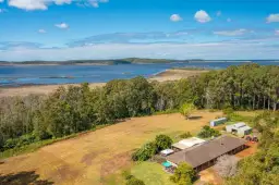 275 Lake Innes Drive, Lake Innes