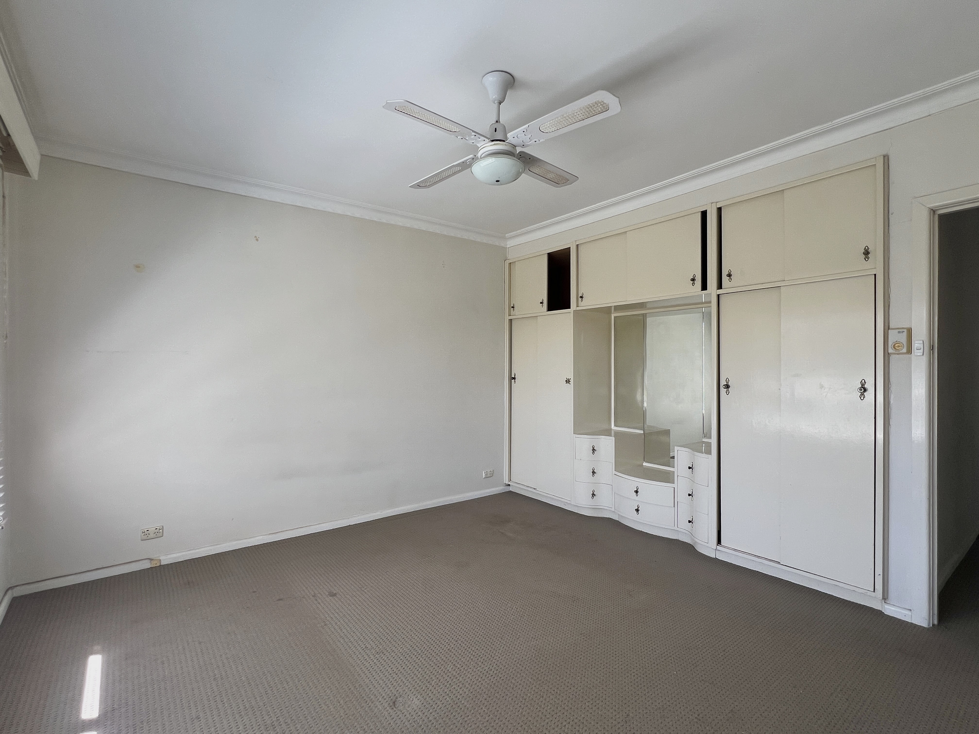 76 DOYLE ST, AVONDALE HEIGHTS VIC 3034, 0 phòng ngủ, 0 phòng tắm, House