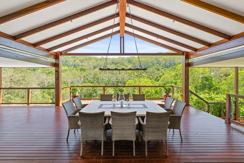 Matcham 6Zimmer A Luxurious Acreage Estate Offering Unrivalled Elegance and Serenity