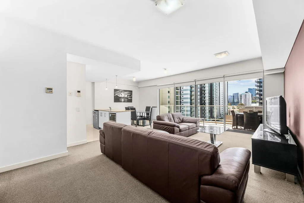 East Perth 2ਬੈੱਡਰੂਮ UNDER OFFER!! UNDER OFFER!!