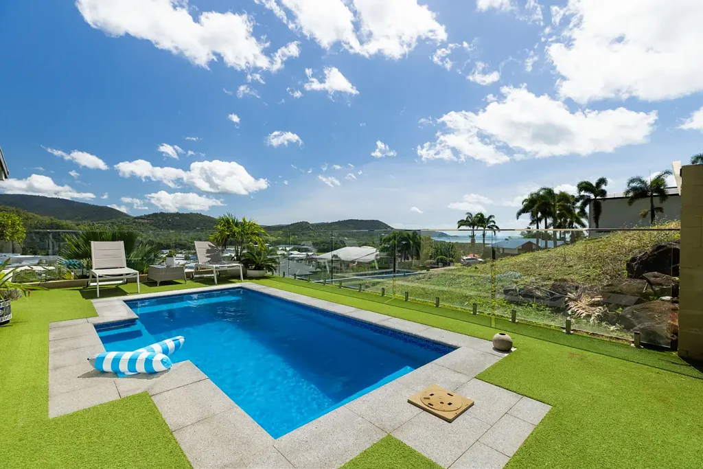 Cannonvale 4غرفة نوم An Entertainer's Dream with Ocean Views and Town at Your Doorstep