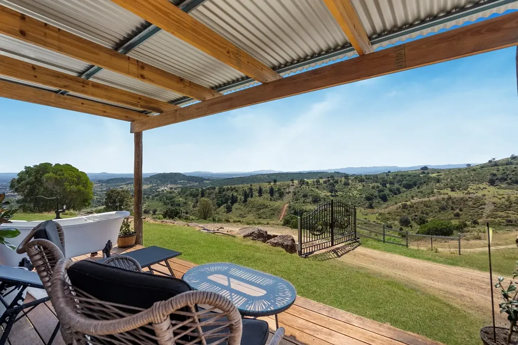 Tarampa 3 Slaapkamer ON TOP OF THE WORLD - 77.7 ACRES