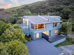 2 Raroa Place, Pukerua Bay