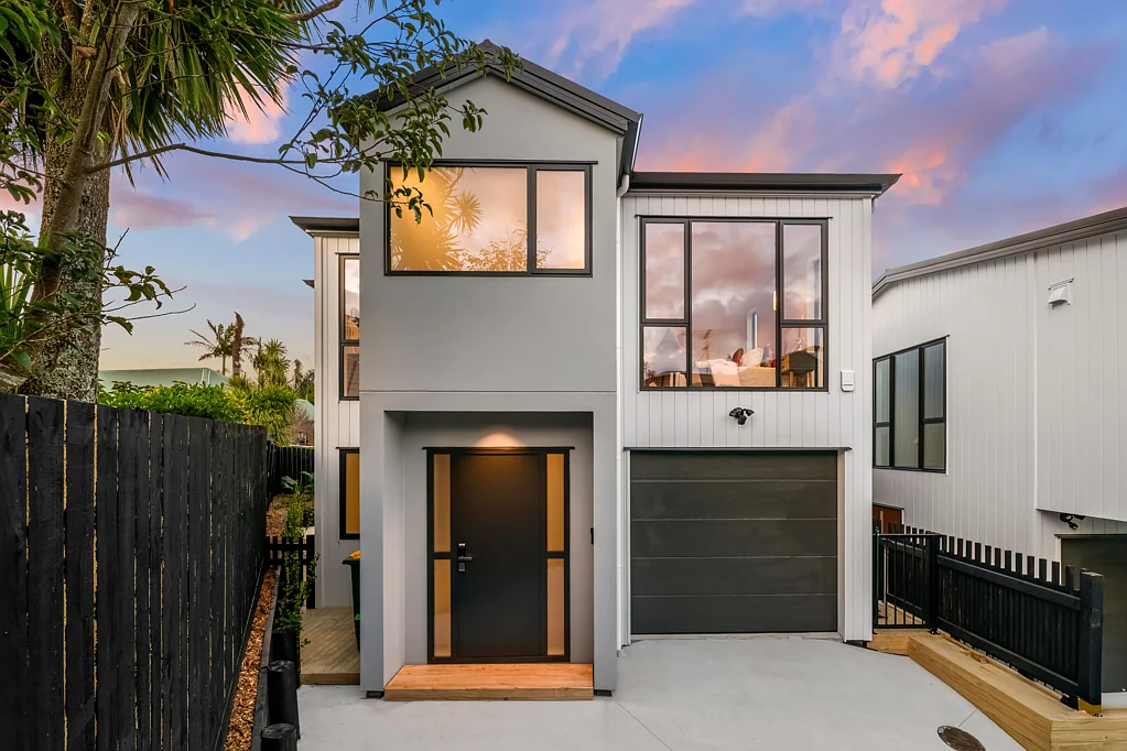 34C Ian Sage Avenue, Torbay, North Shore City, Auckland