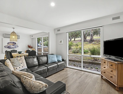 1 Holliday Road, Lorne, VIC 3232, 3房, 2浴, 独立屋