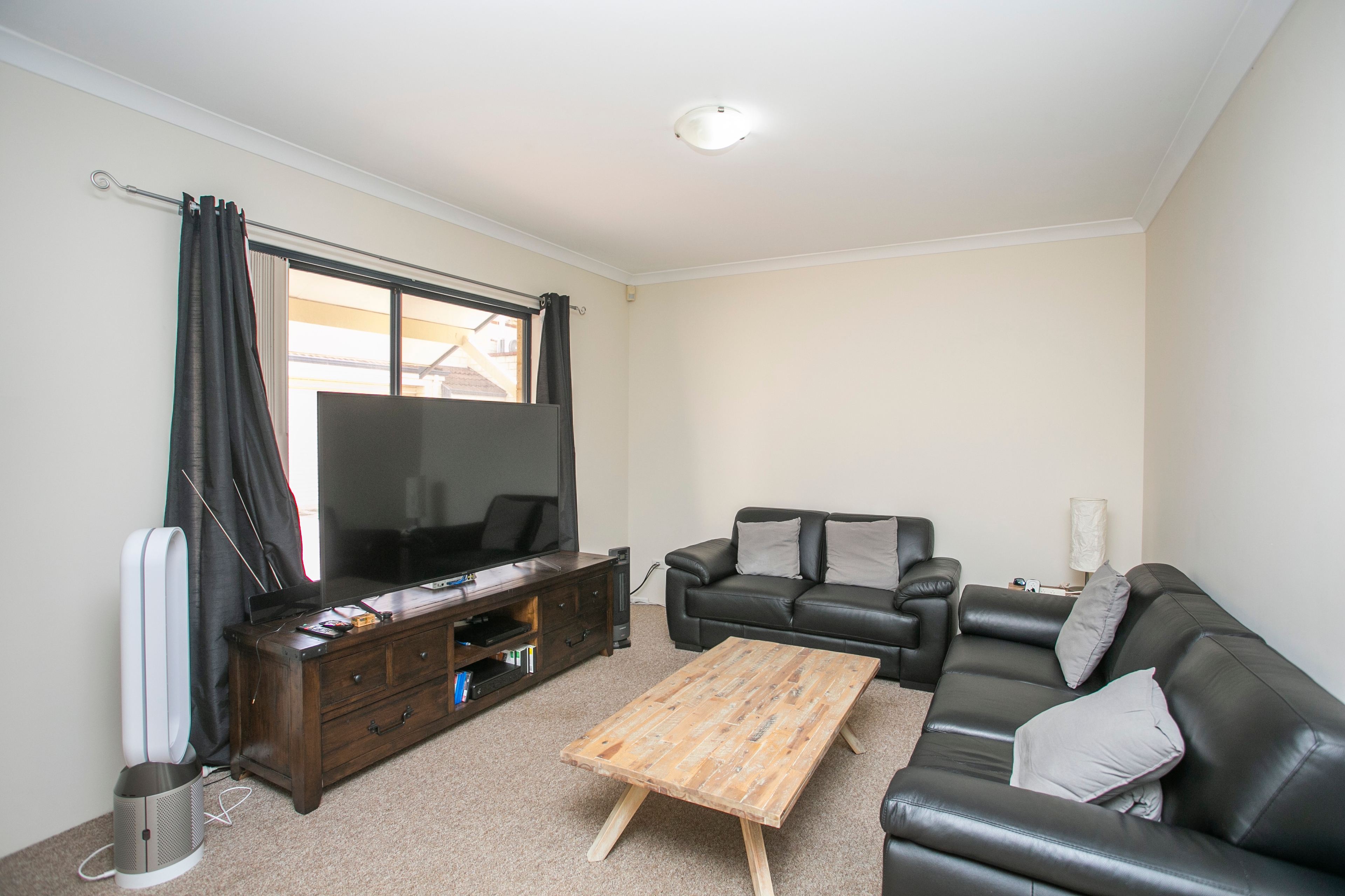 26-28 KIMBERLEY ST, BELMONT WA 6104, 0 rūma, 0 rūma horoi, Townhouse