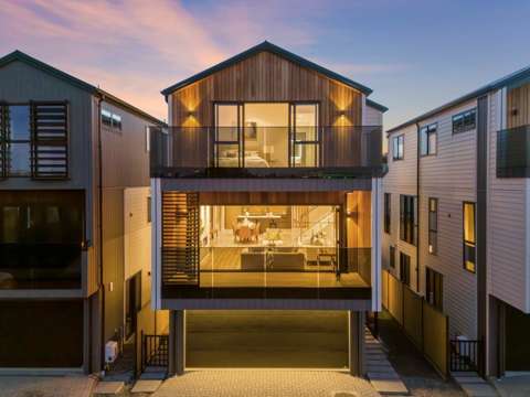 Sandringham 5部屋 Modern Elegance with City Views